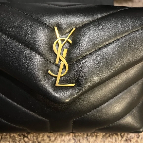 Toy Loulou 😍 Black Leather Bag with Gold Logo - Picture 11 of 16